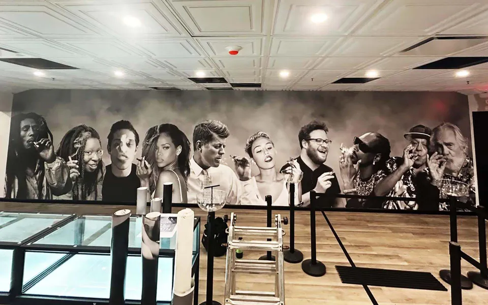Happy Days · Wall Wrap